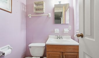 43 FORRESTAL Cir N, Atlantic Beach, FL 32233