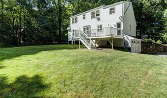 12 School House Hl, Burlington, CT 06013