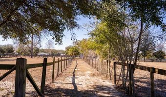 1720 SW 22nd Pl, Bell, FL 32619