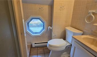 40 Grover St, North Providence, RI 02911