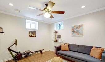 4220 32ND St S, Arlington, VA 22206