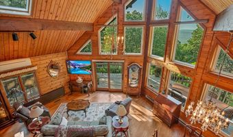 141 LONGVIEW Dr, Saylorsburg, PA 18353