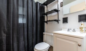 1062 Covedale Ave, Cincinnati, OH 45238