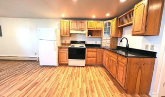 305 Grove St, Bennington, VT 05201
