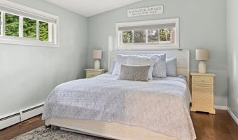 93 Wildwood Trl, East Greenwich, RI 02818