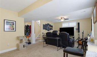 102 Bramble Bush Rd, Coventry, RI 02816