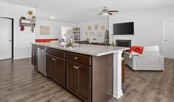 4457 Marthas Village Ln, Ayden, NC 28513
