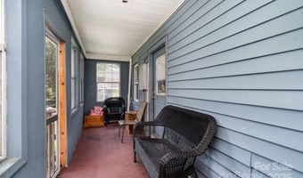 210 Lincoln St, Badin, NC 28009