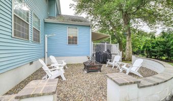 201 Creek Ct, Absecon, NJ 08201