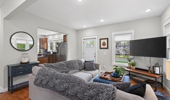 313 Rice St, Anoka, MN 55303