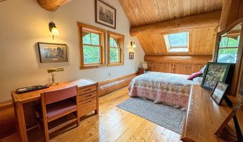 123 Eagle Point Rd, Aurora, ME 04408