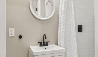 1710 W VIRGINIA Ave NE, Washington, DC 20002