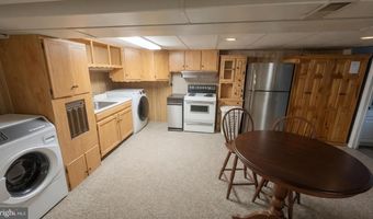 810 N LIMEKILN Pike, Ambler, PA 19002