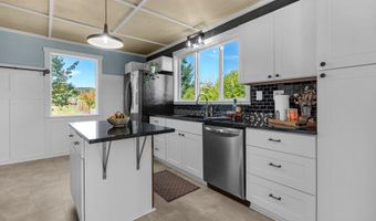 90635 SPRING Rd, Astoria, OR 97103