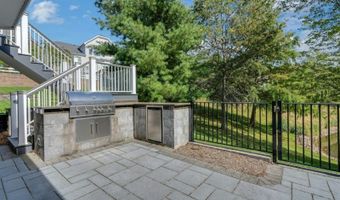 18 AVON Rd, Warren, NJ 07059