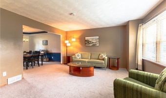 6471 Ridgeview Ave, Austintown, OH 44515