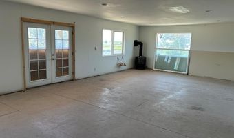 20450 N Main St, Carey, ID 83320