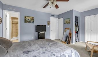 223 Perth Hill Ct, Aberdeen Twp., NJ 07747