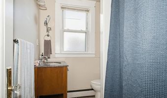 525 Willett Ave, East Providence, RI 02915