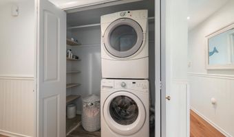 5 W 4TH St, Barnegat Light, NJ 08006