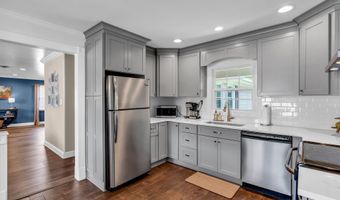 511 Line Rd, Aberdeen, NJ 07747