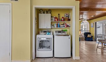 319 Old Causeway Rd, Atlantic Beach, NC 28512