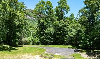 2266 S 4th St, Highlands, NC 28741