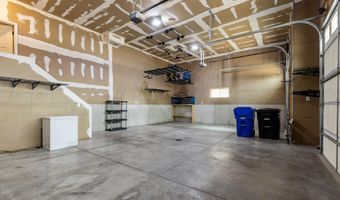 5644 N SUMMERLAND Dr, Appleton, WI 54913