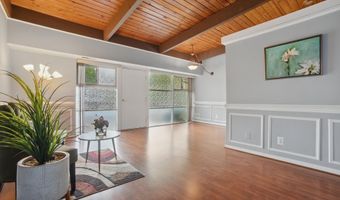 4379 AMERICANA Dr 201, Annandale, VA 22003