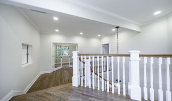 124 Manzanita St, Ashland, OR 97520