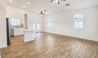 1112 E 4TH St, Casa Grande, AZ 85122