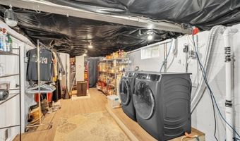 1 Fried Ave, Bristol, RI 02809