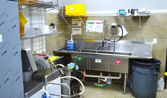 341 S Main St, Bishopville, SC 20010