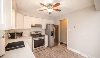 4829 New Rd, Austintown, OH 44515
