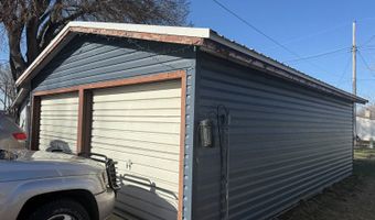 325 S Maple St, Ainsworth, NE 69210