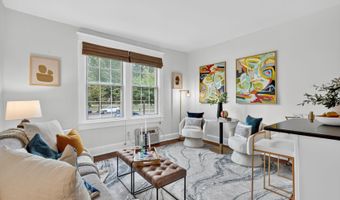 3026 WISCONSIN Ave NW 102, Washington, DC 20016