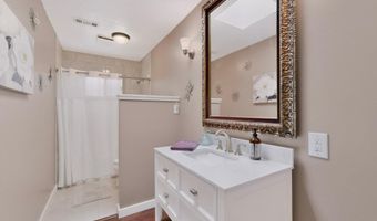 2412 Hiawatha Dr NE, Albuquerque, NM 87112
