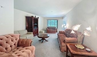 146 Riveredge Dr, Chatham Twp., NJ 07928