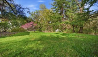 218 Woodland Ave, Bloomfield, CT 06002
