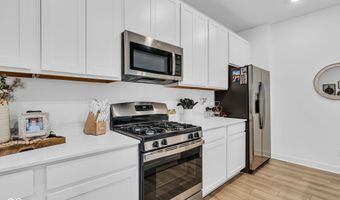 7215 Governors Row, Avon, IN 46123