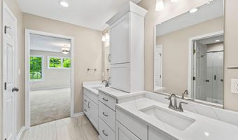 2109 Ironwood Ln, Ames, IA 50014