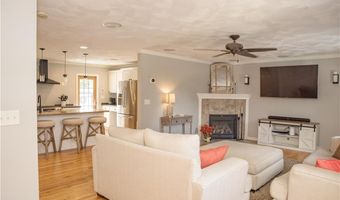 12 N Shore Dr, East Providence, RI 02915