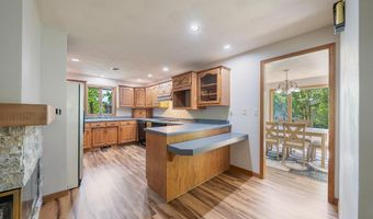 1711 E ROBIN Way, Appleton, WI 54915