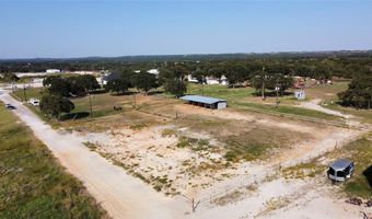 125 Robles Ln, Alvord, TX 76225