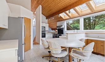 882 COACHWAY, Annapolis, MD 21401