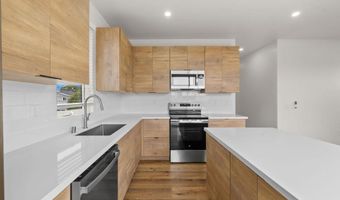 2501 Davis Ave, Carlsbad, CA 92008