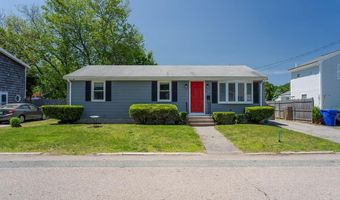 47 Planet Ave, East Providence, RI 02915
