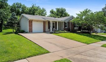 288 Brightfield Dr, Ballwin, MO 63021