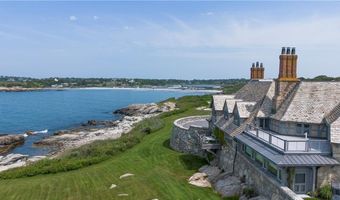 57 Ledge Rd 2, Newport, RI 02840