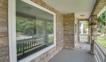 205 E 12th St, Alton, IL 62002